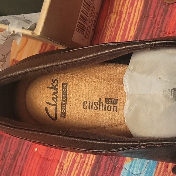 Brand New Clark's Brown Leather - Picture 6 of 9